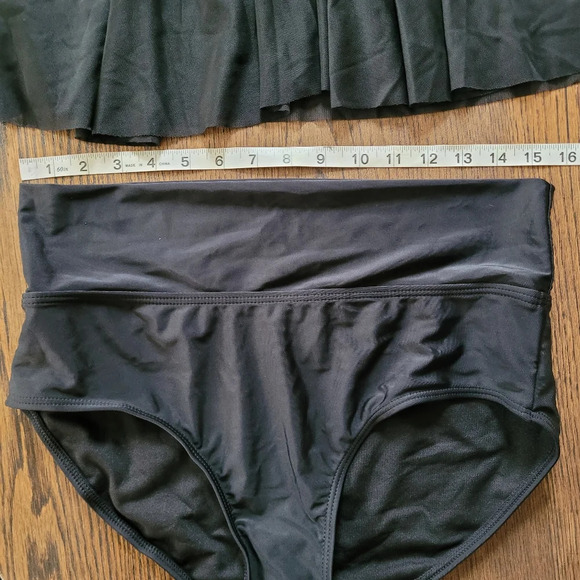 Flutterkini Black Swim Molded Top and Bottom Set Size Women Large NEW with TAGS - Picture 12 of 13